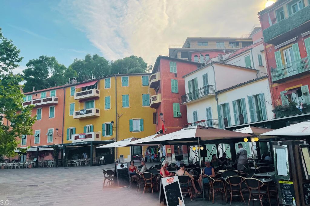 Colorful Villefranche buildings