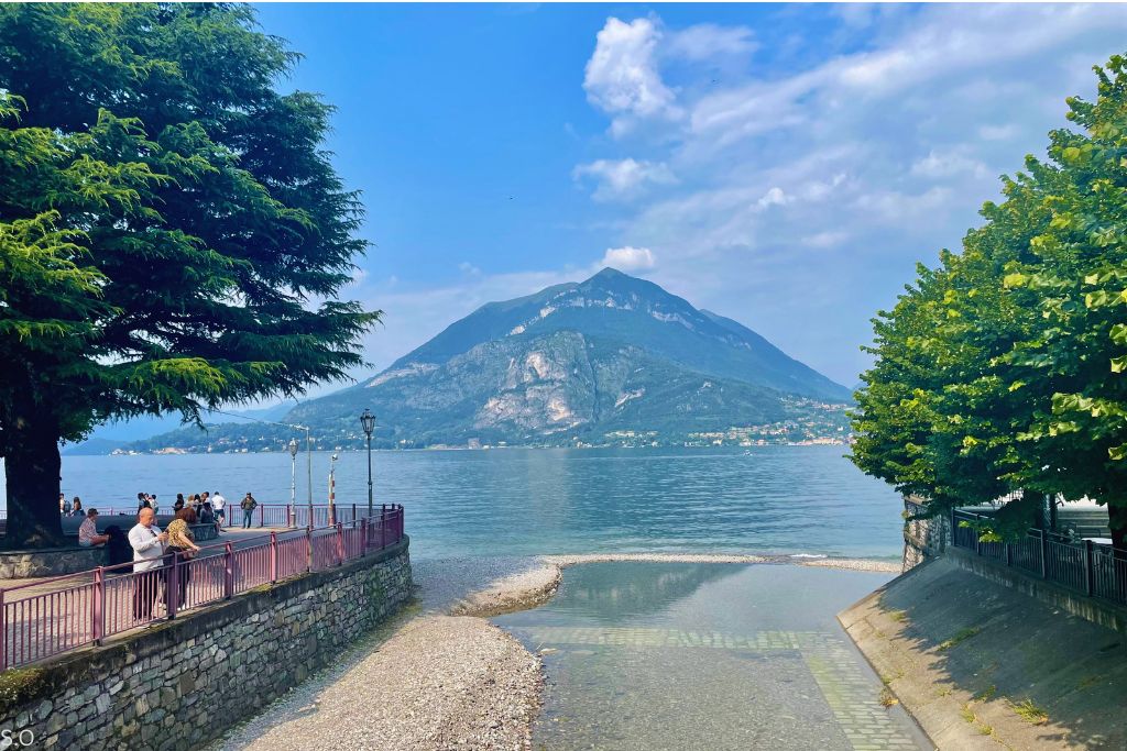 A view of Lake Como