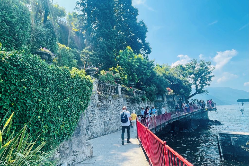 The romantic lakeside walkway, Passeggiata degli Innamorati, with stunning mountain views.