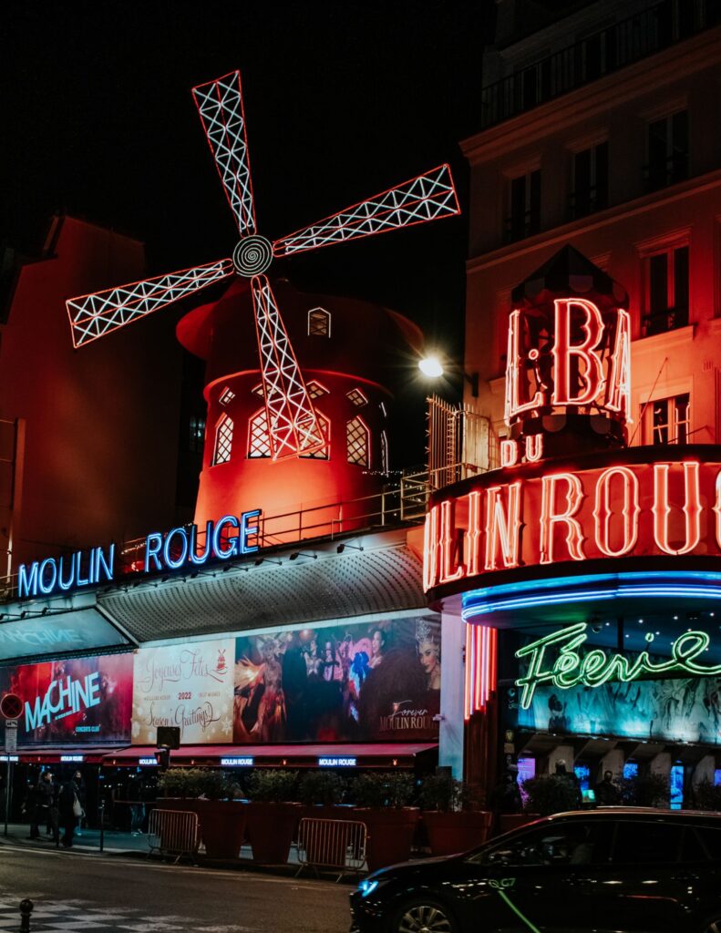 Le Moulin Rouge
